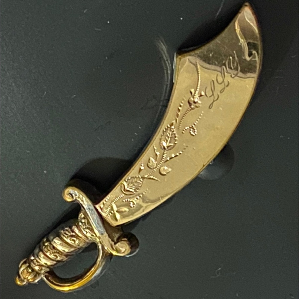 Victorian Antique Gold Filled Etched Scimitor Sword Pin Brooch (final price)